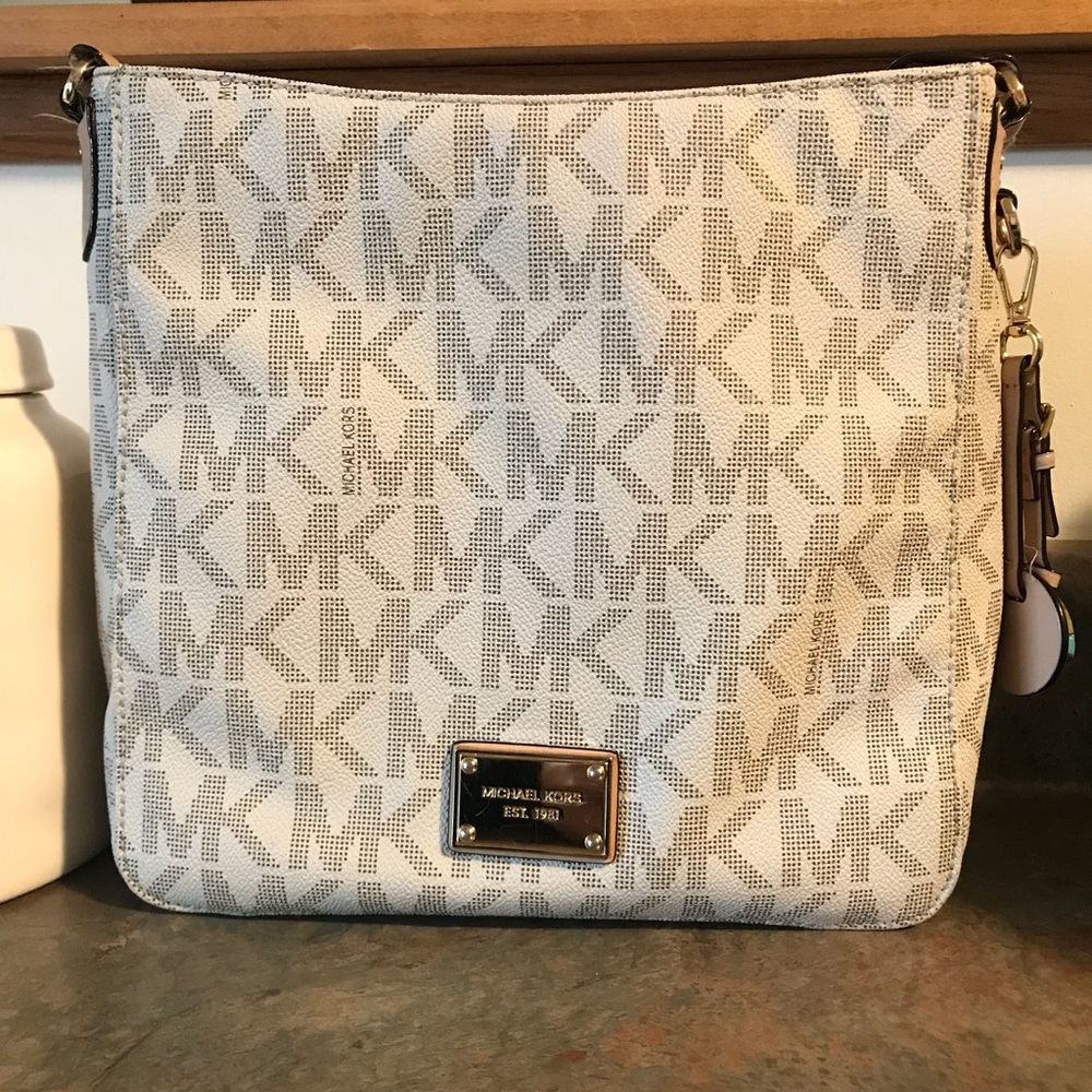 Michael Kors Crossbody